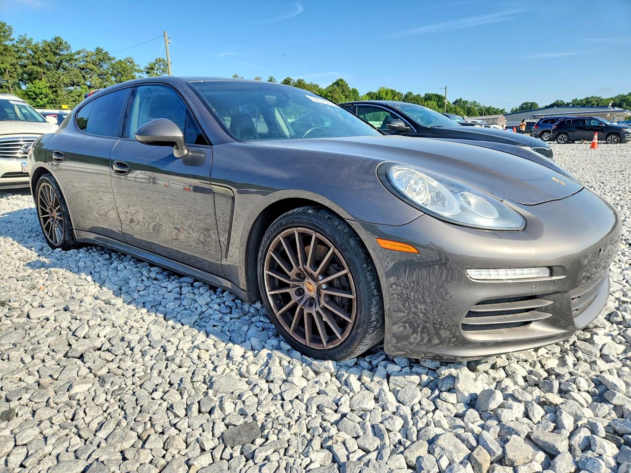 2016 PORSCHE PANAMERA