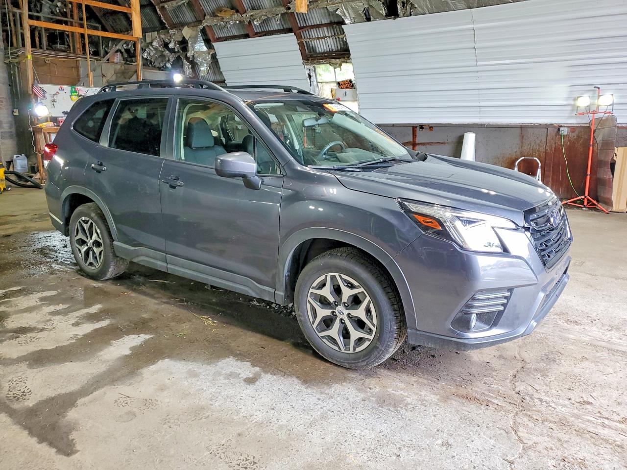 2022 SUBARU FORESTER