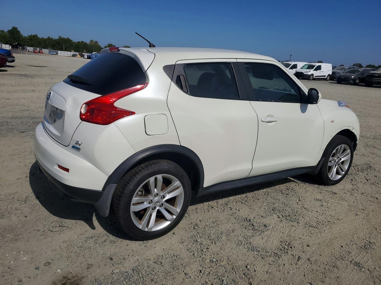 2011 NISSAN JUKE