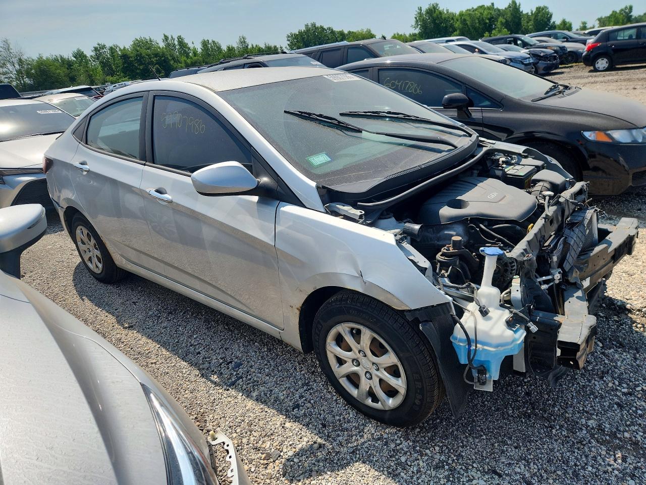 2013 HYUNDAI ACCENT