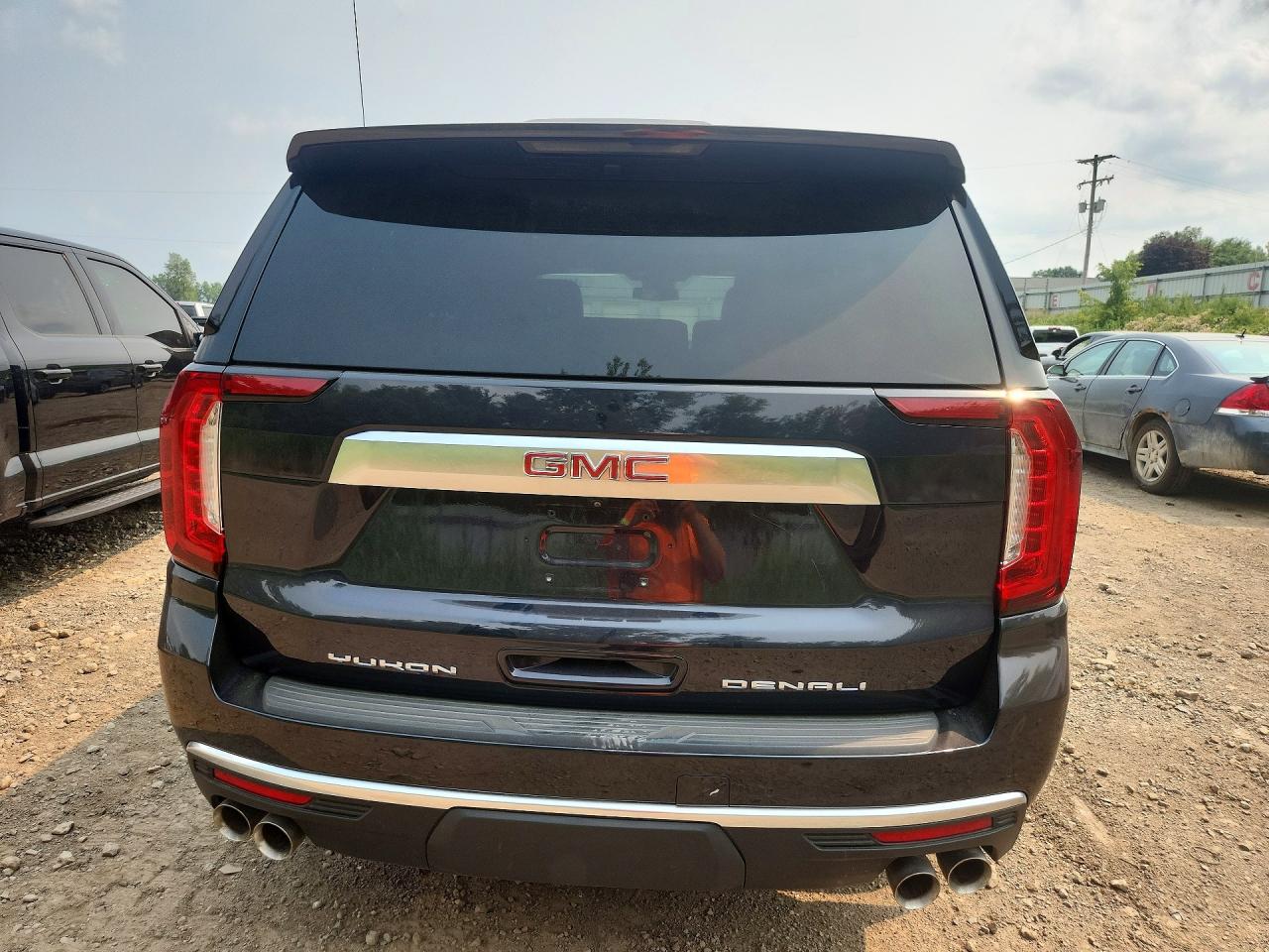 2023 GMC YUKON