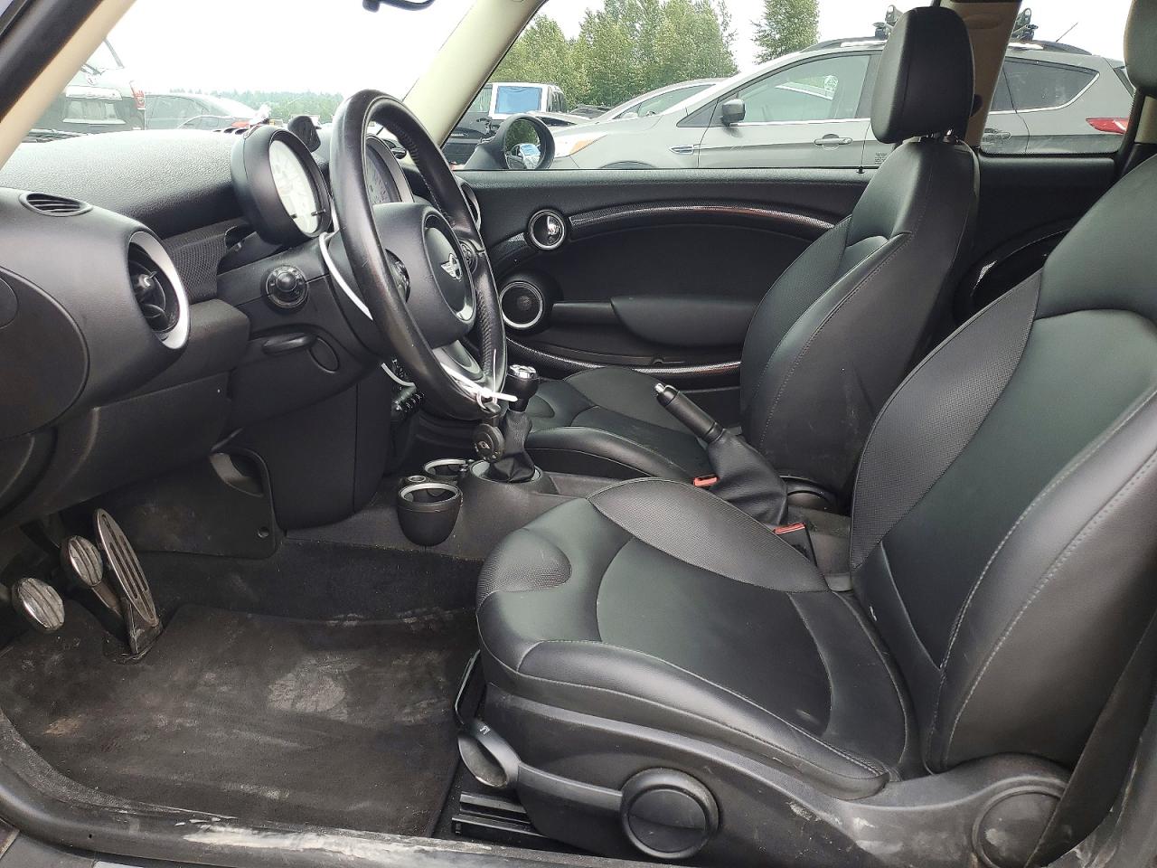 2013 MINI COOPER