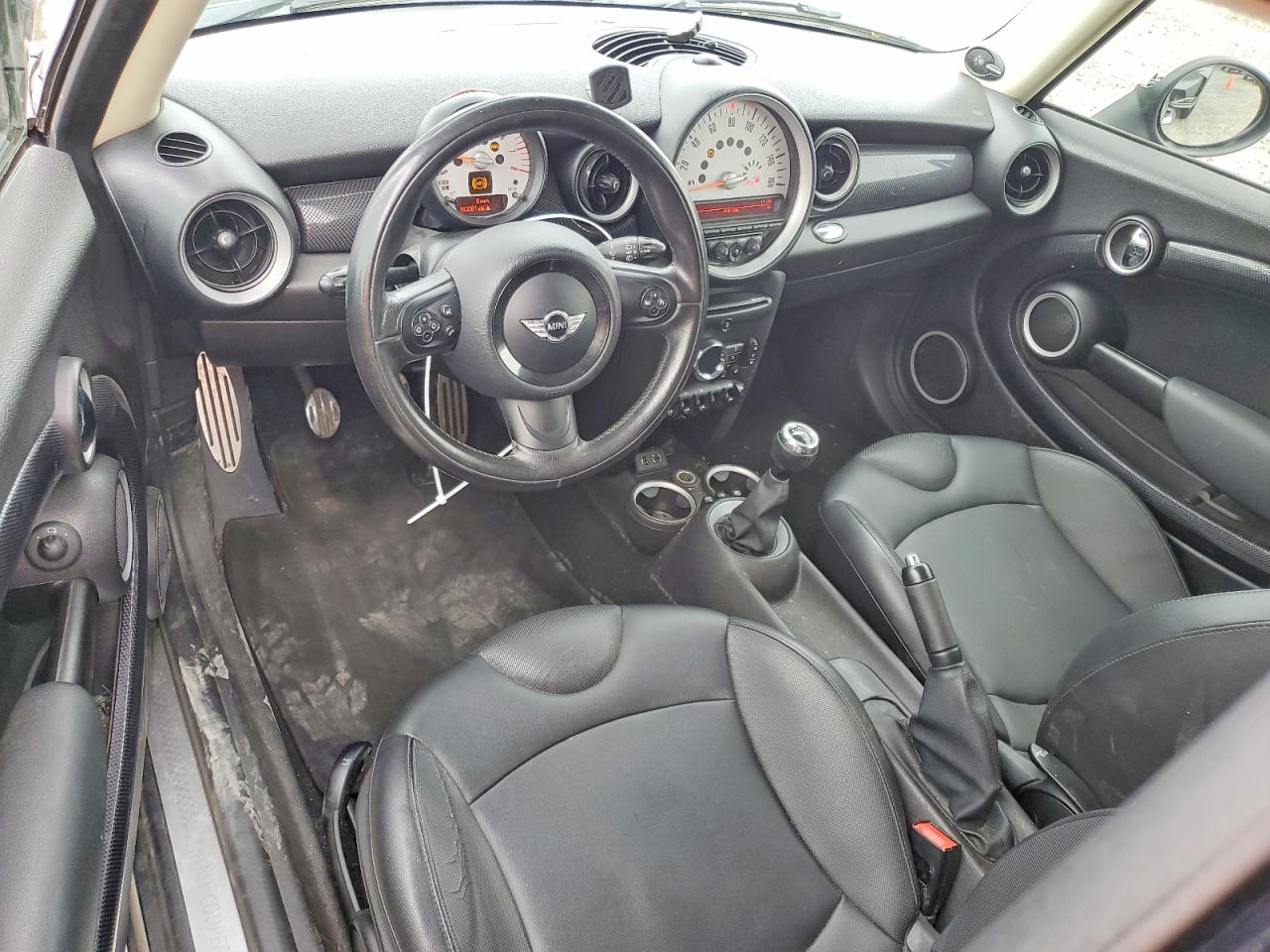 2013 MINI COOPER