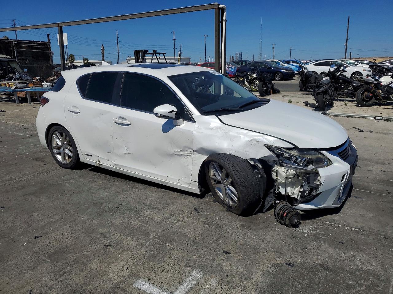 2014 LEXUS CT 200