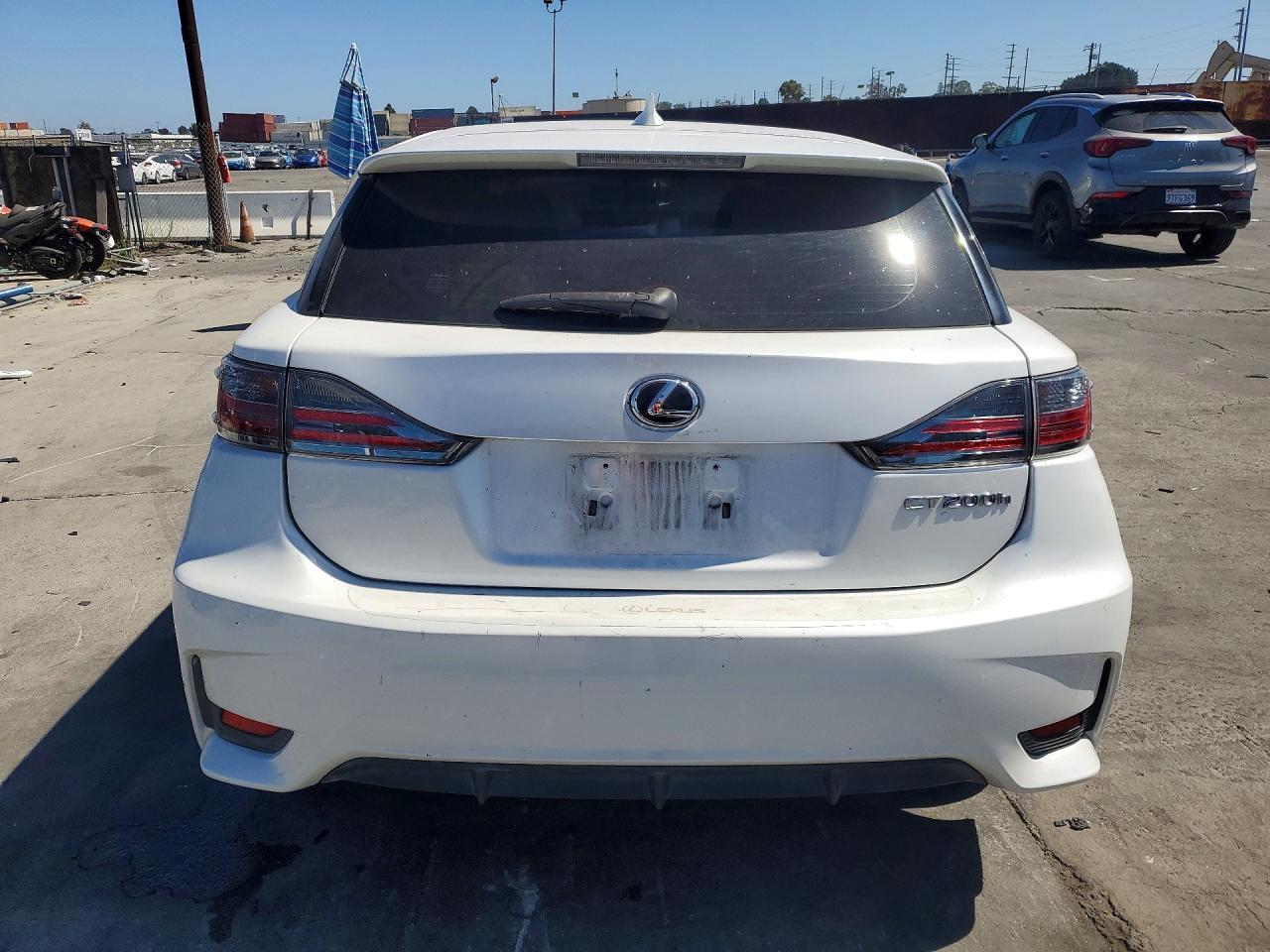 2014 LEXUS CT 200