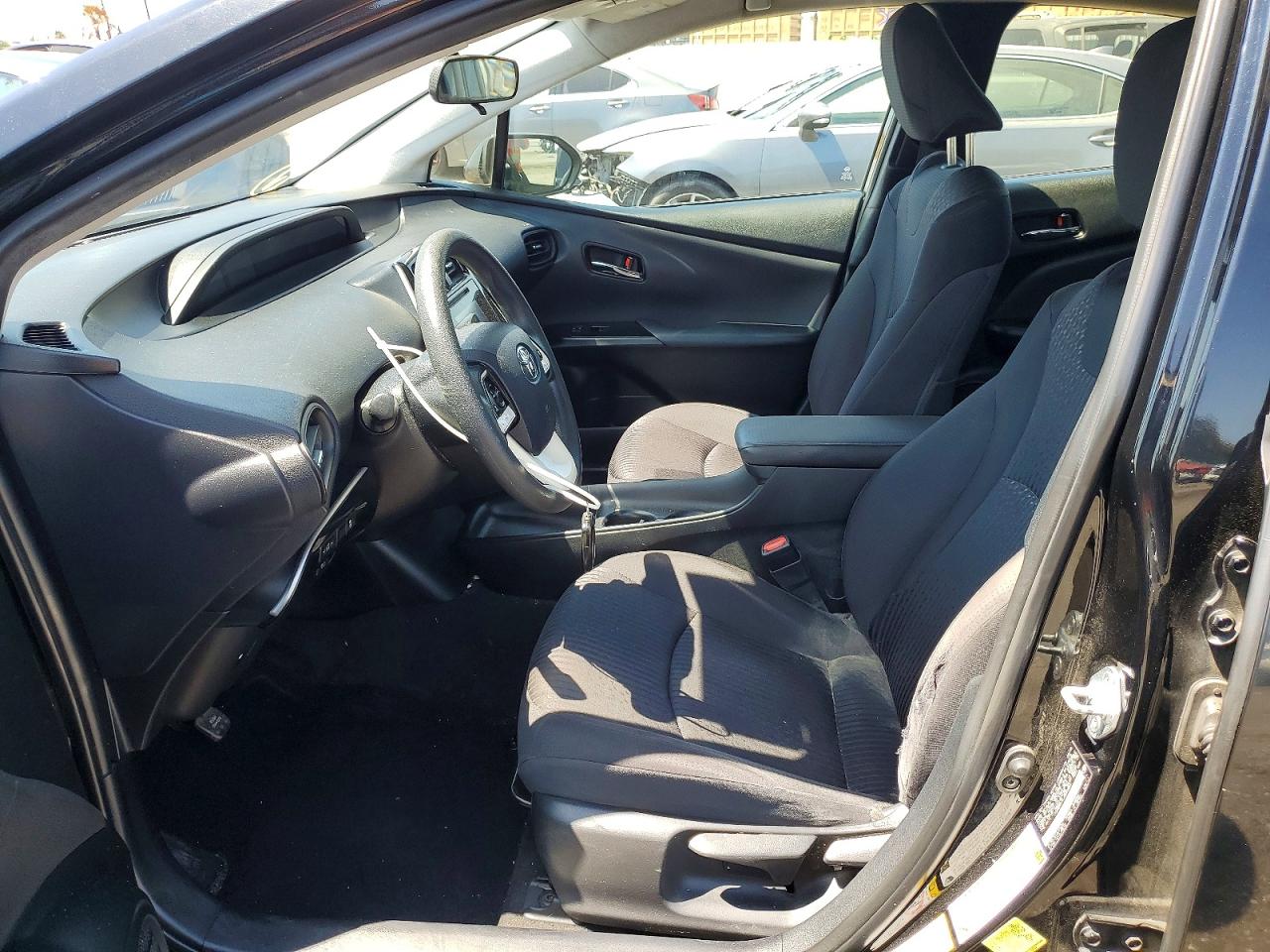2018 TOYOTA PRIUS