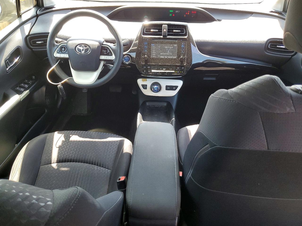 2018 TOYOTA PRIUS