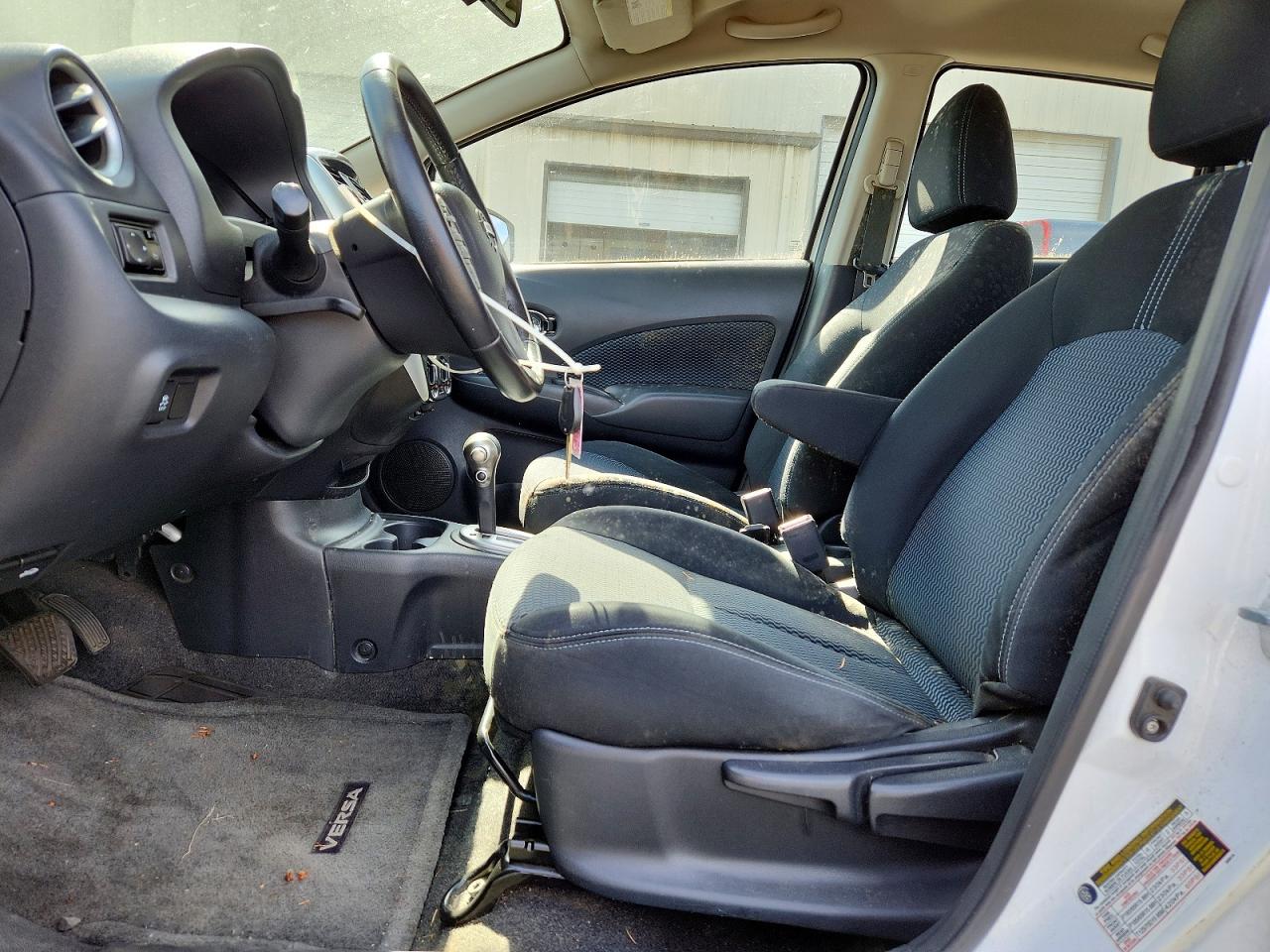 2016 NISSAN VERSA