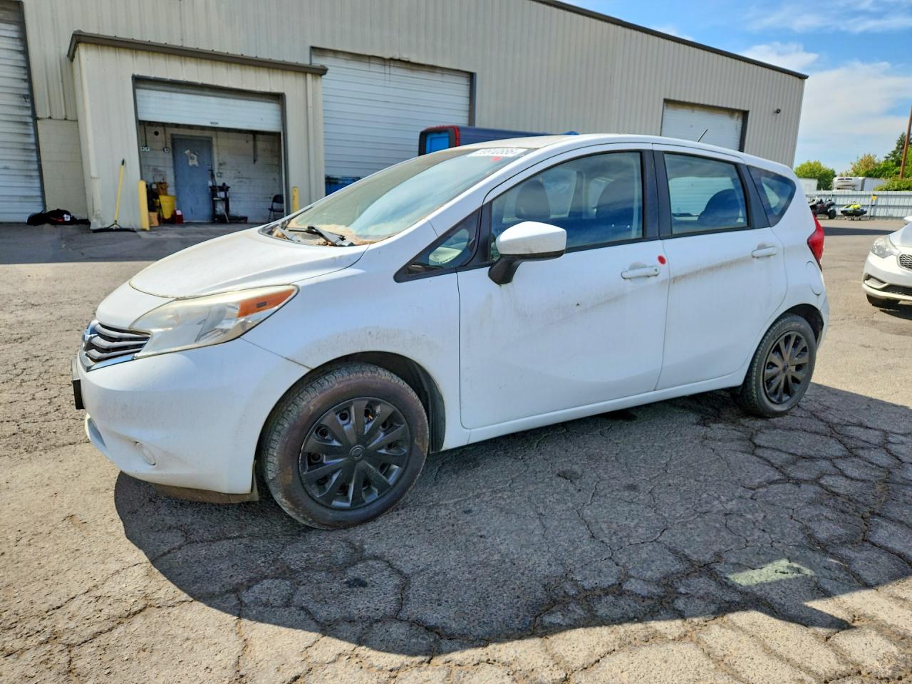 2016 NISSAN VERSA