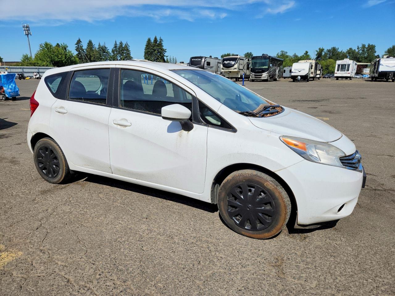 2016 NISSAN VERSA