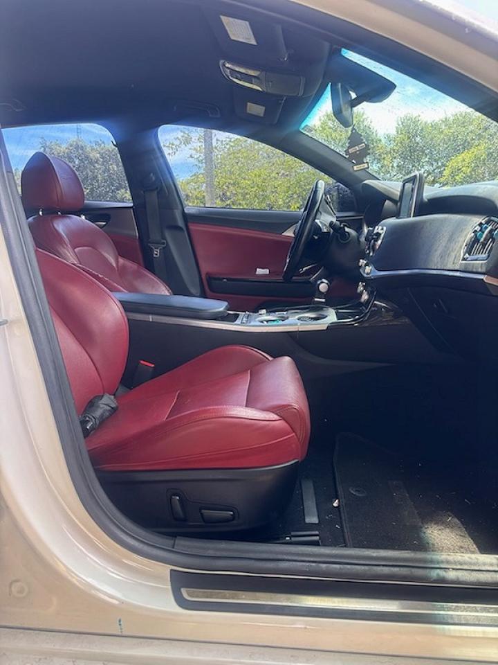 2019 KIA STINGER