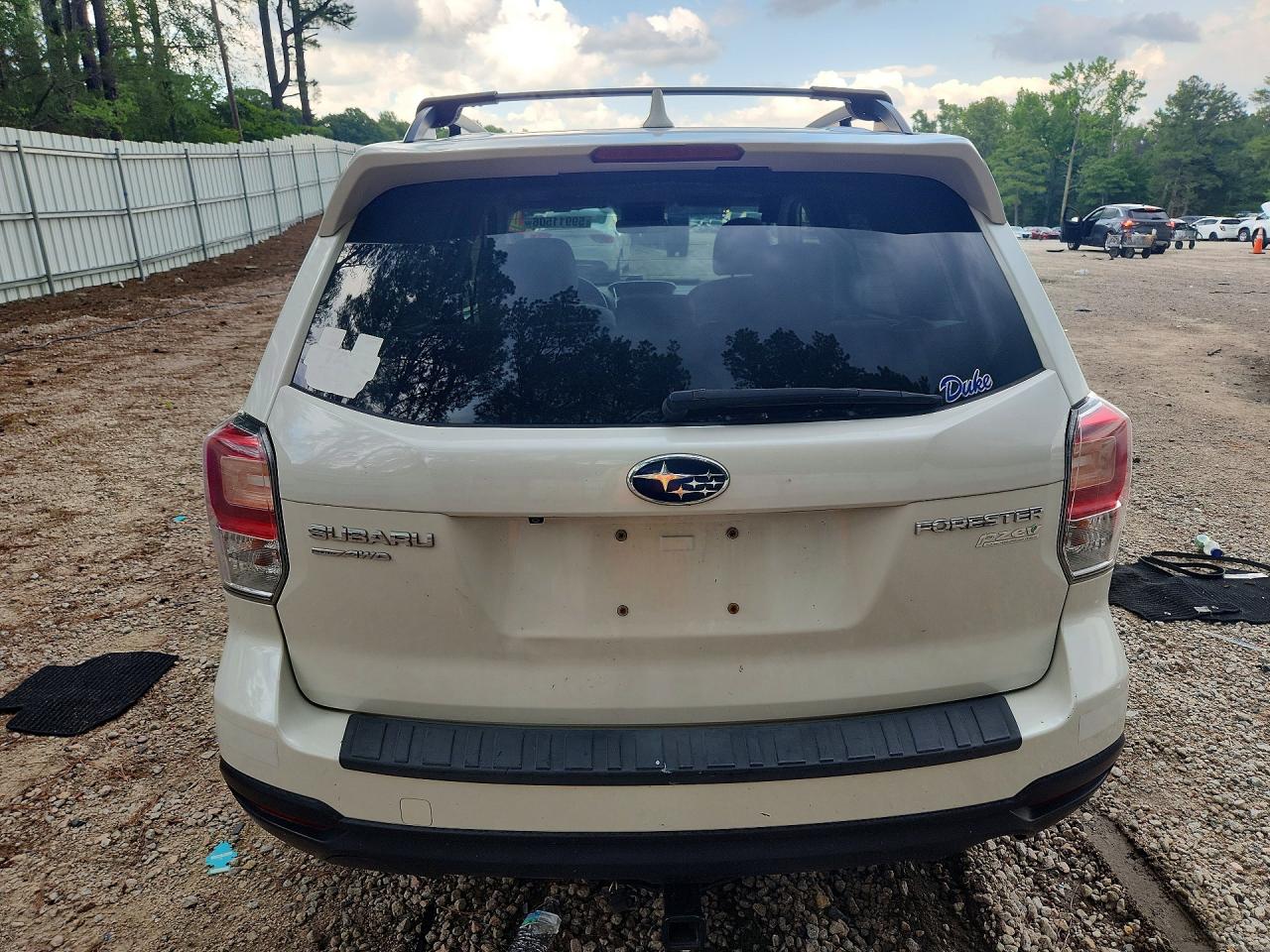 2017 SUBARU FORESTER