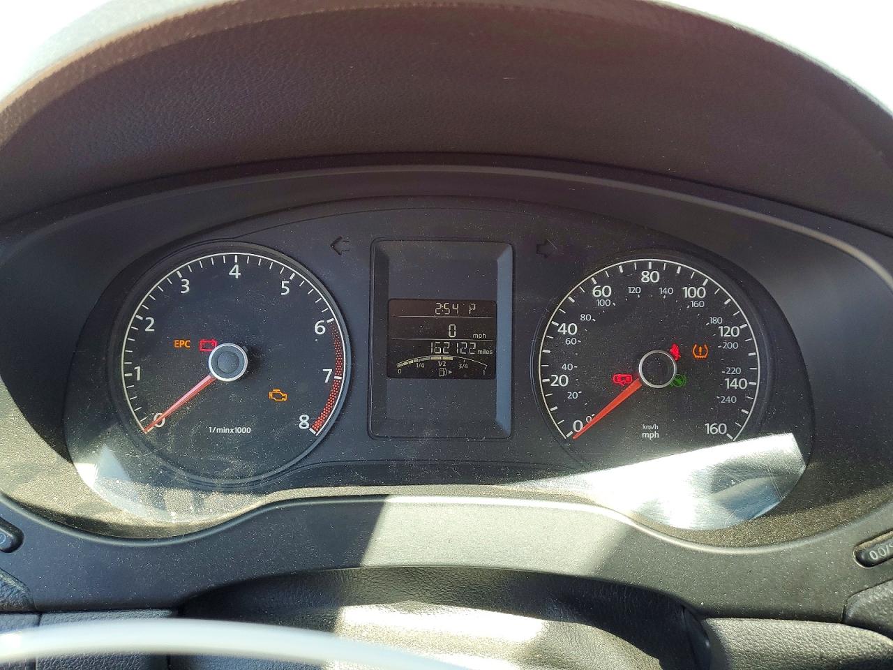 2014 VOLKSWAGEN JETTA