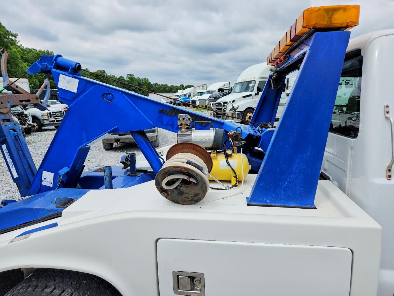 2008 FORD F550