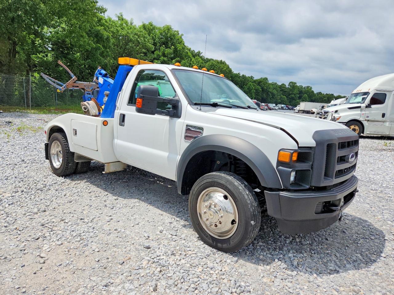 2008 FORD F550