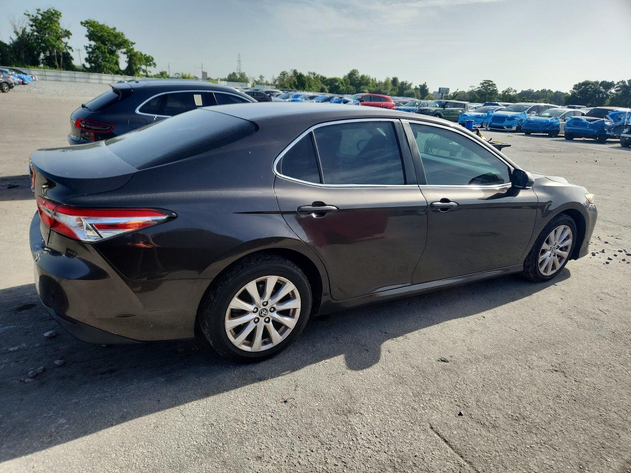 2018 TOYOTA CAMRY