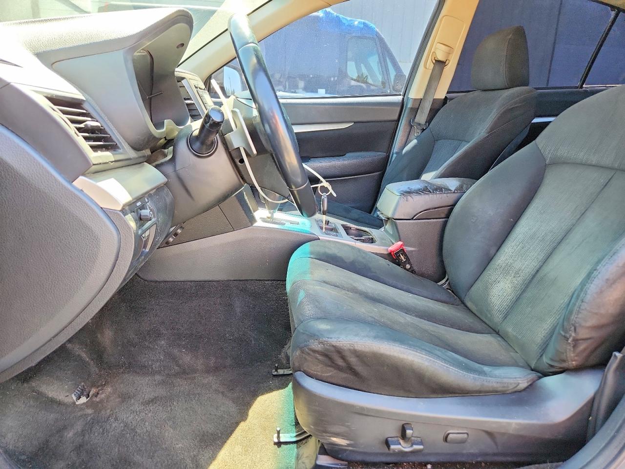 2013 SUBARU LEGACY