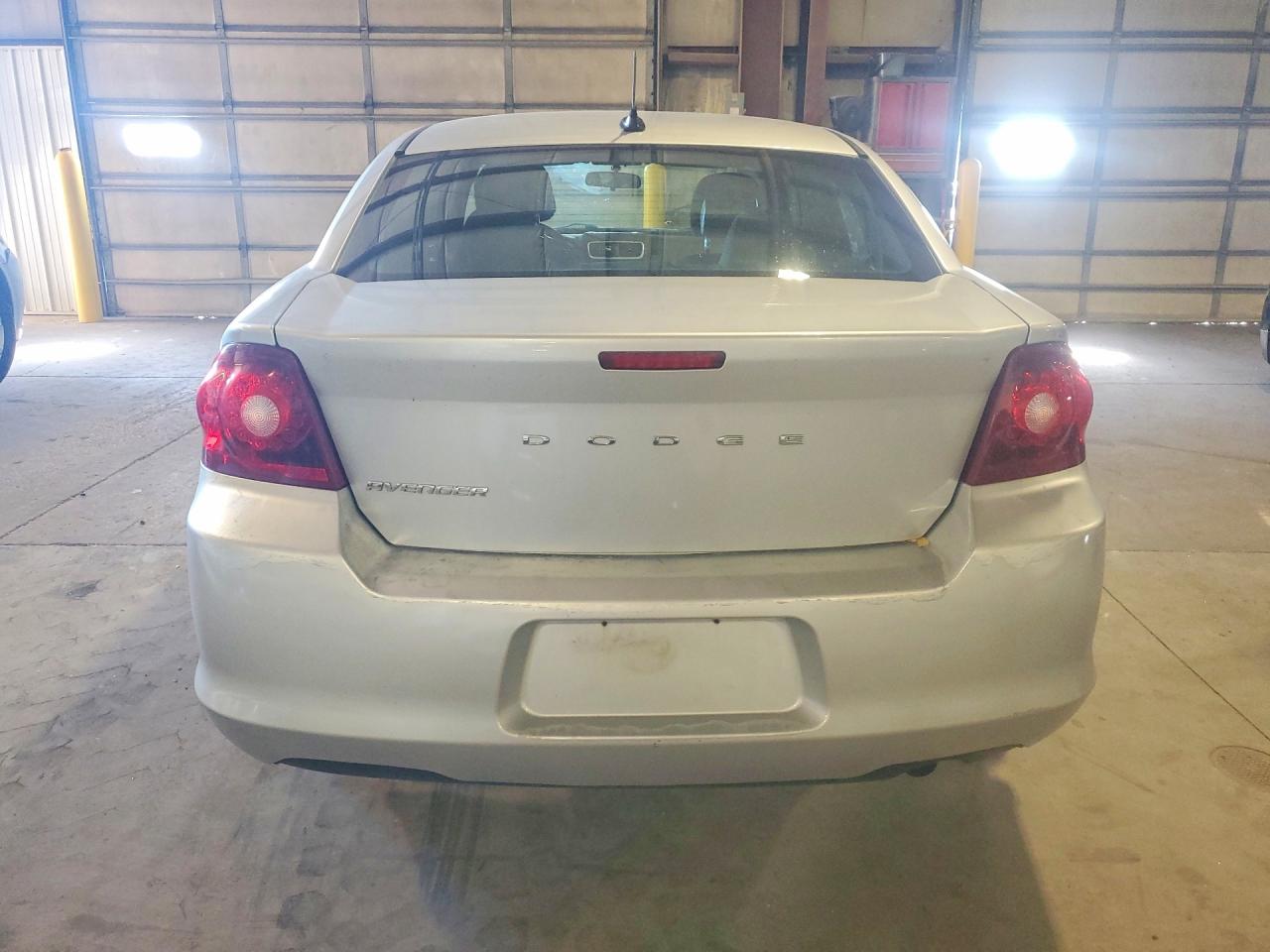 2012 DODGE AVENGER