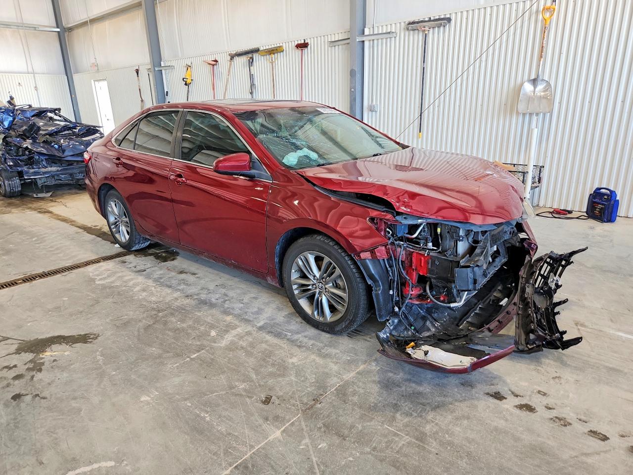 2016 TOYOTA CAMRY