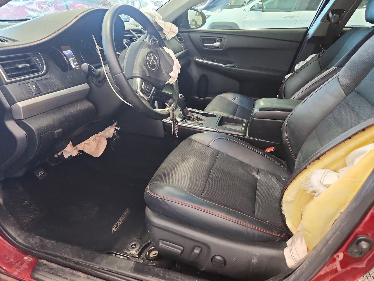 2016 TOYOTA CAMRY