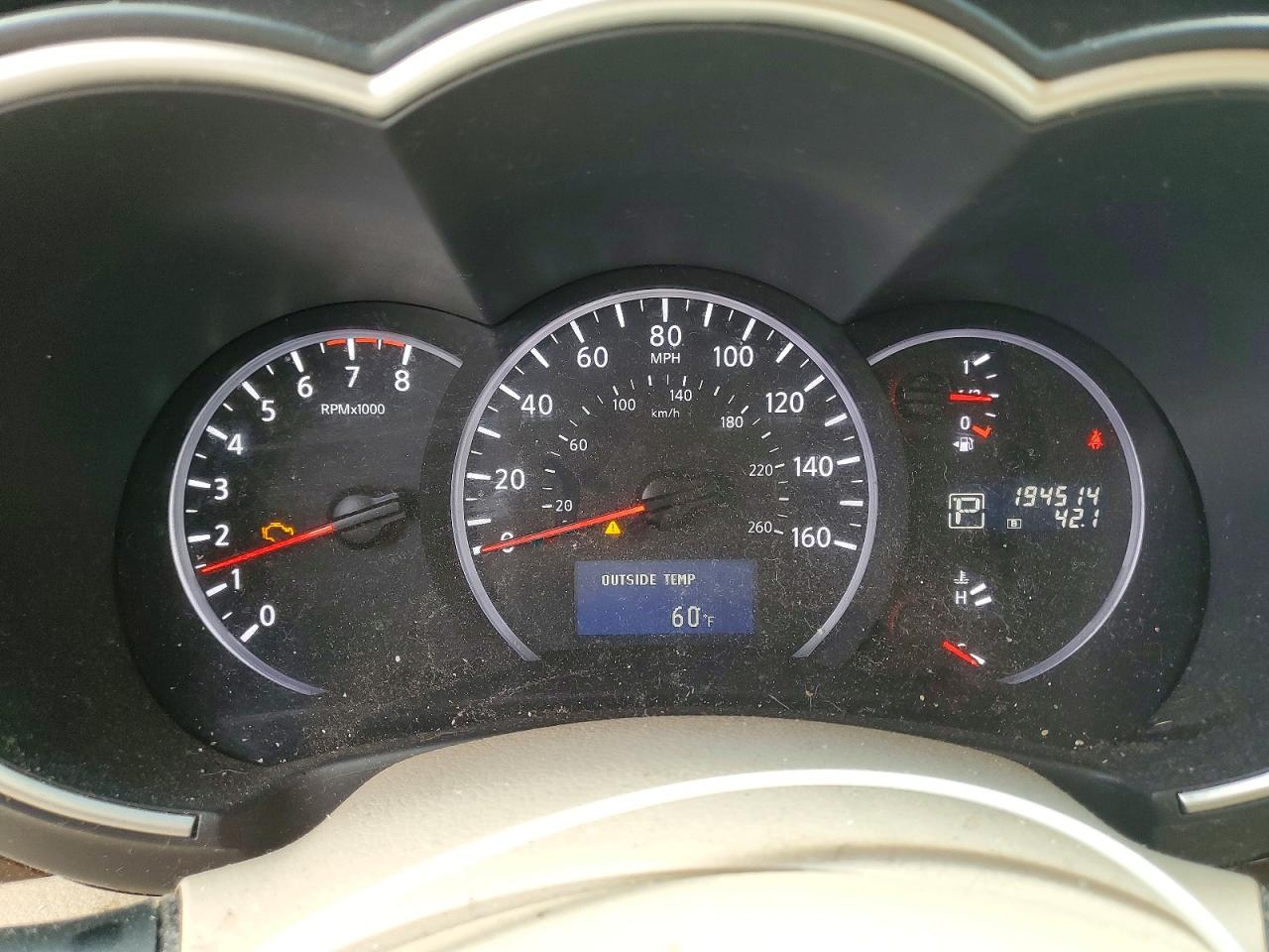 2011 NISSAN QUEST