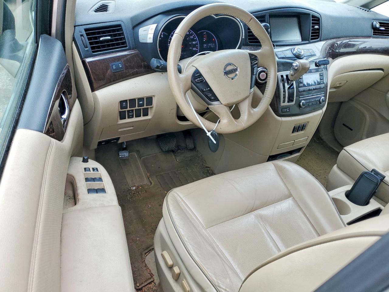 2011 NISSAN QUEST