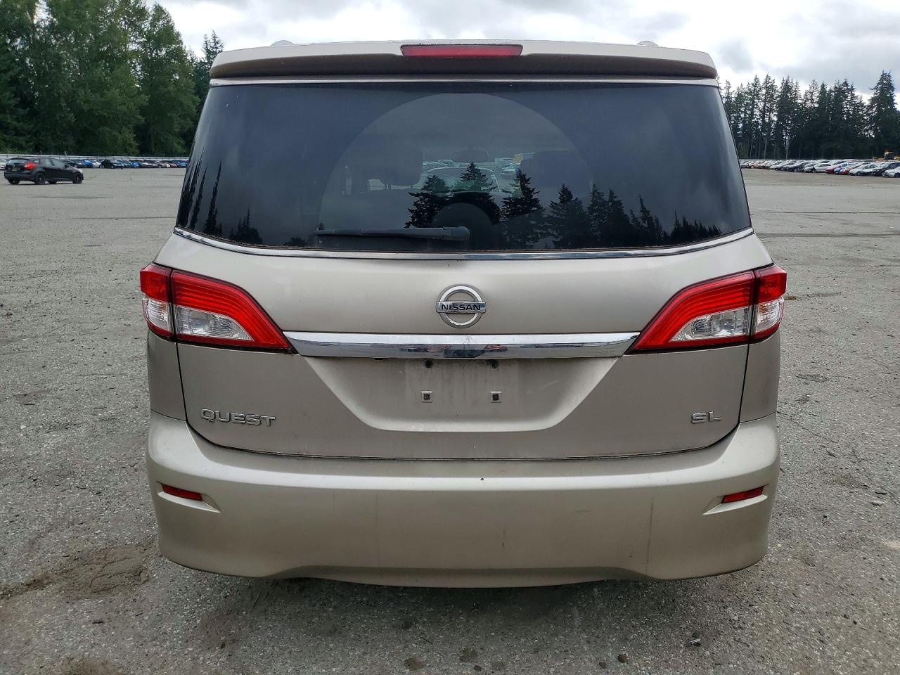 2011 NISSAN QUEST