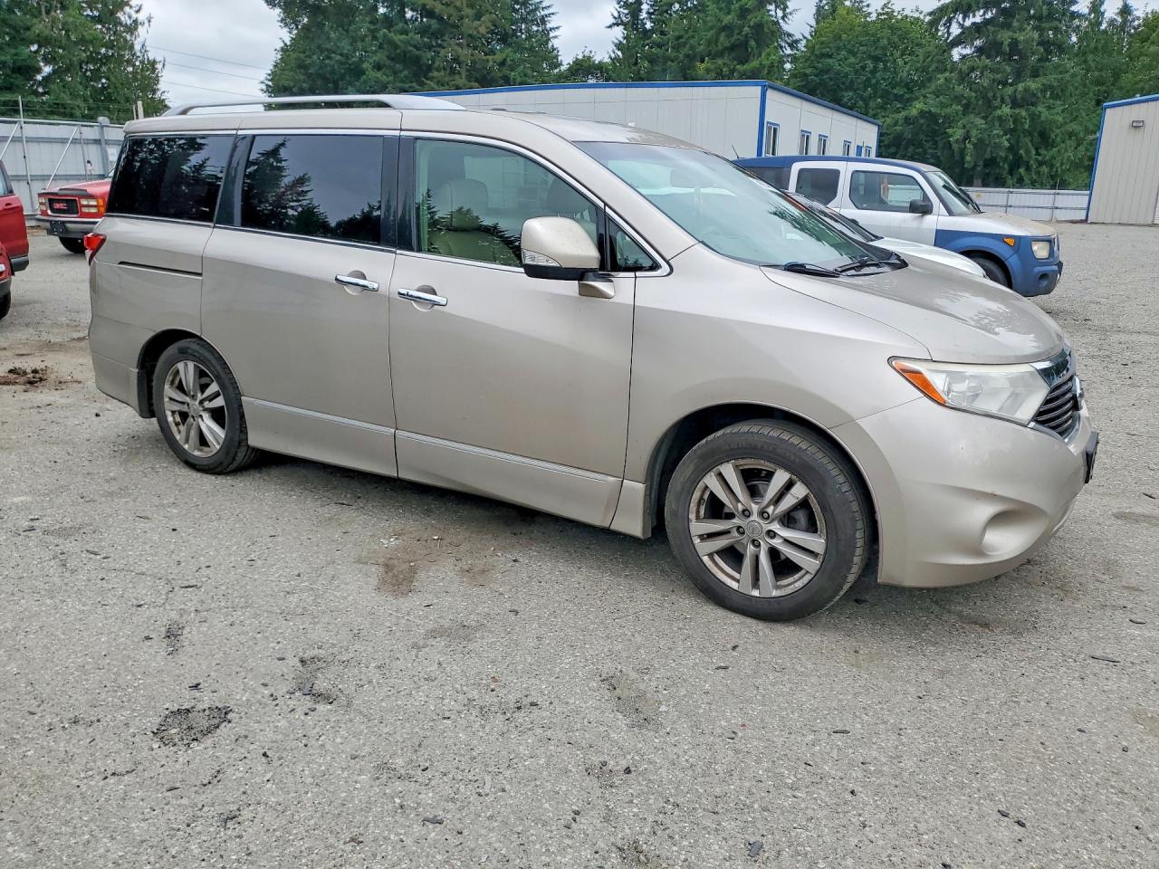 2011 NISSAN QUEST