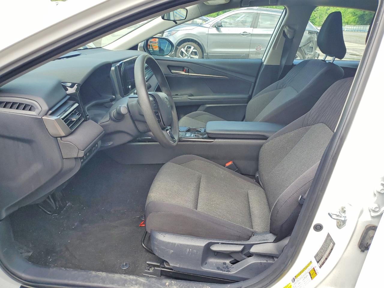 2025 TOYOTA CAMRY
