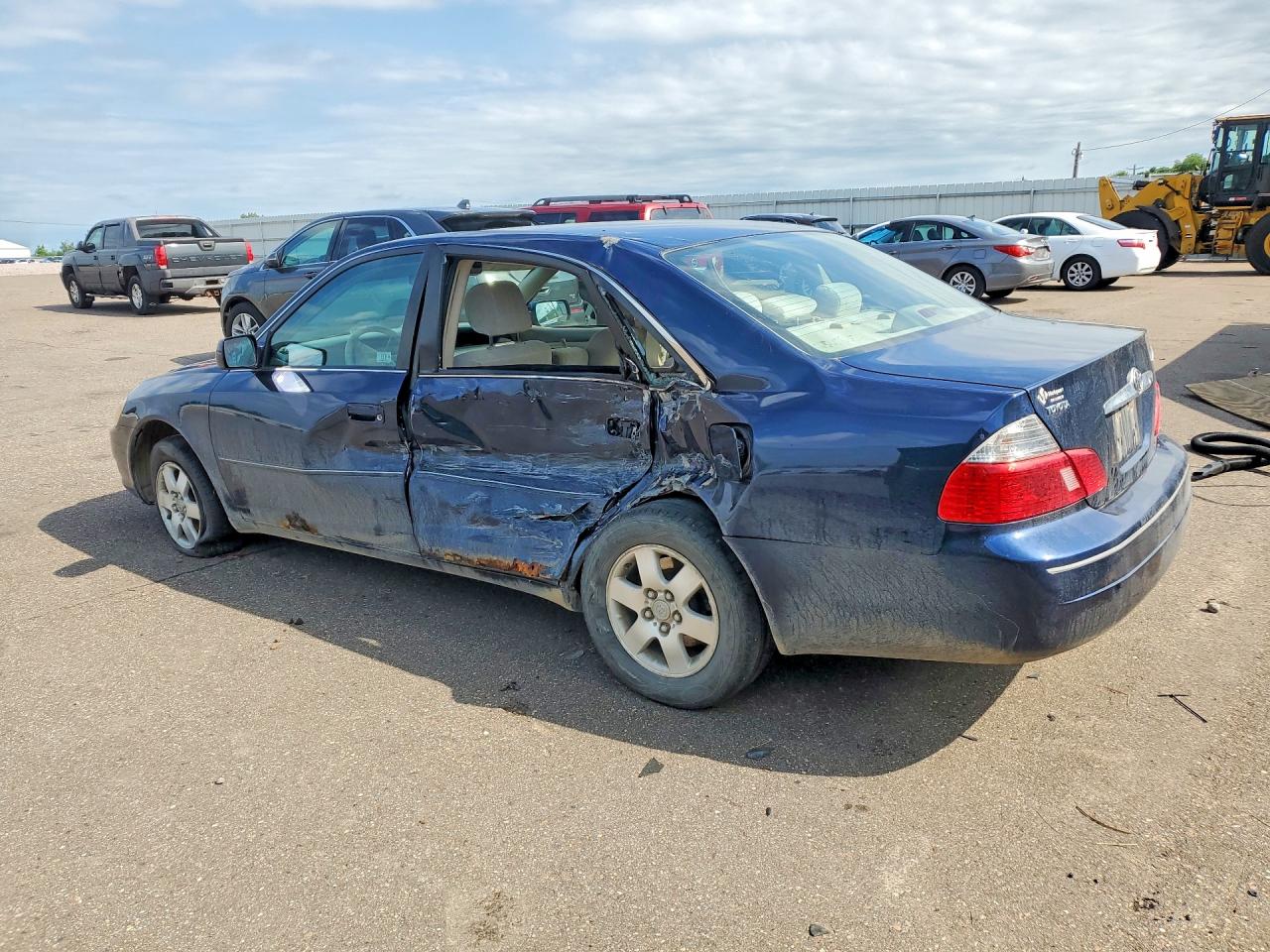 2003 TOYOTA AVALON