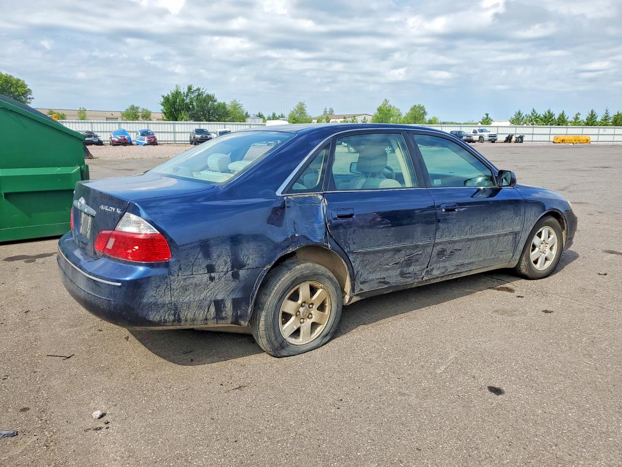 2003 TOYOTA AVALON