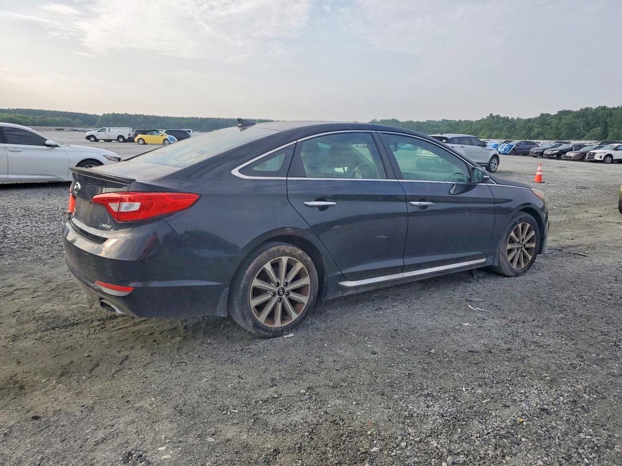 2016 HYUNDAI SONATA