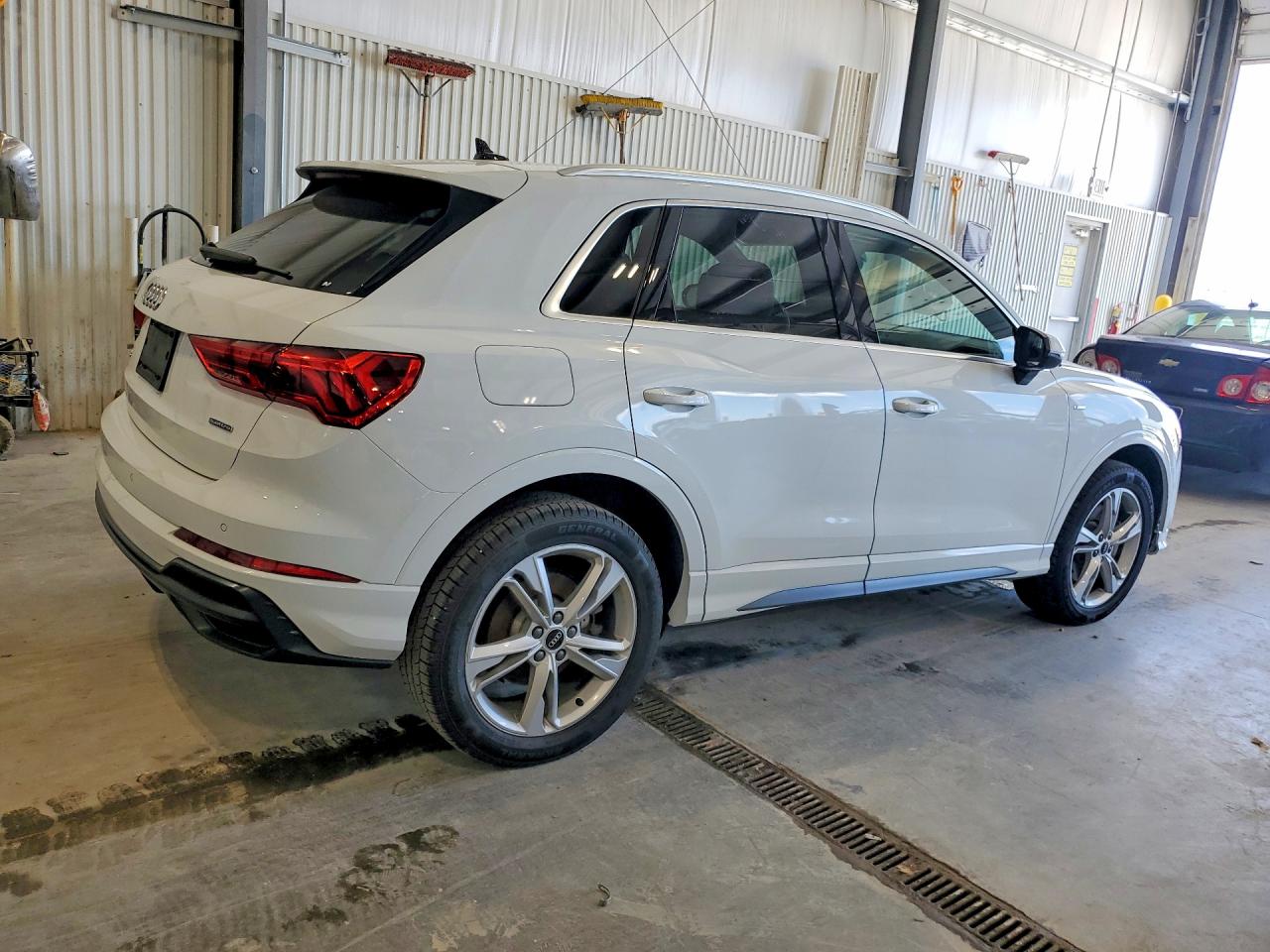 2021 AUDI Q3