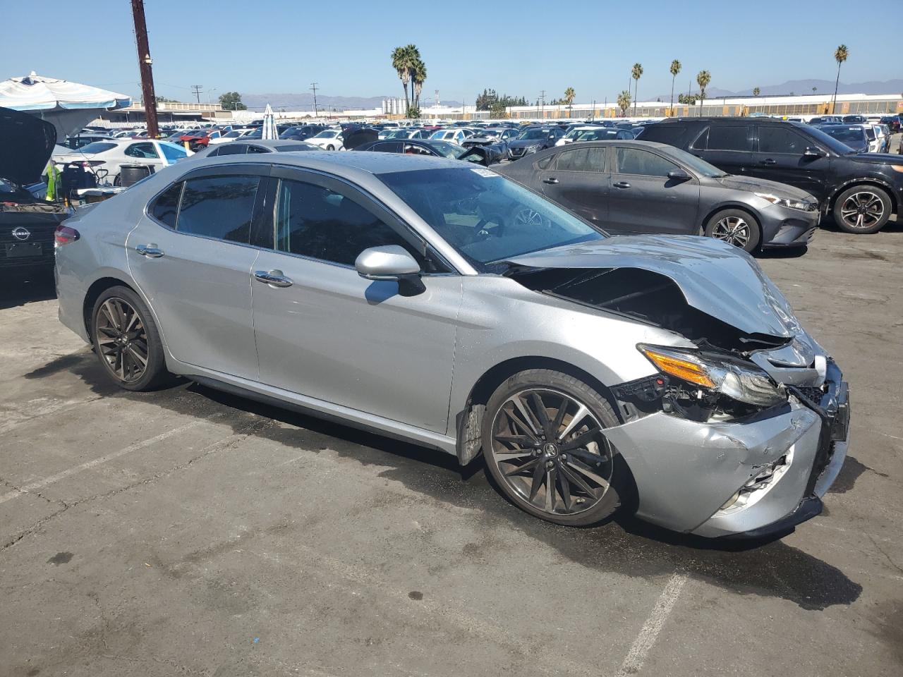 2018 TOYOTA CAMRY