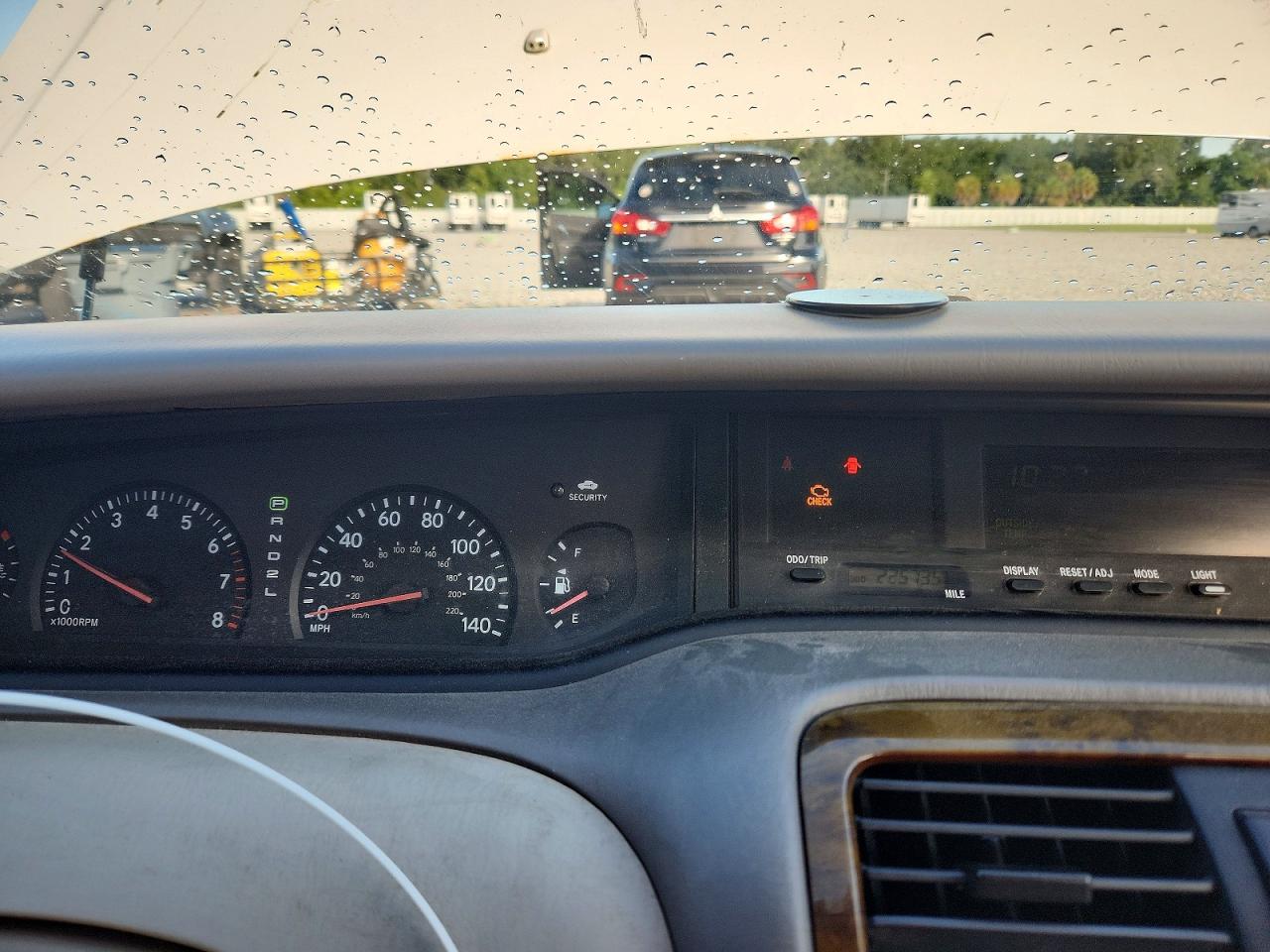 2004 TOYOTA AVALON