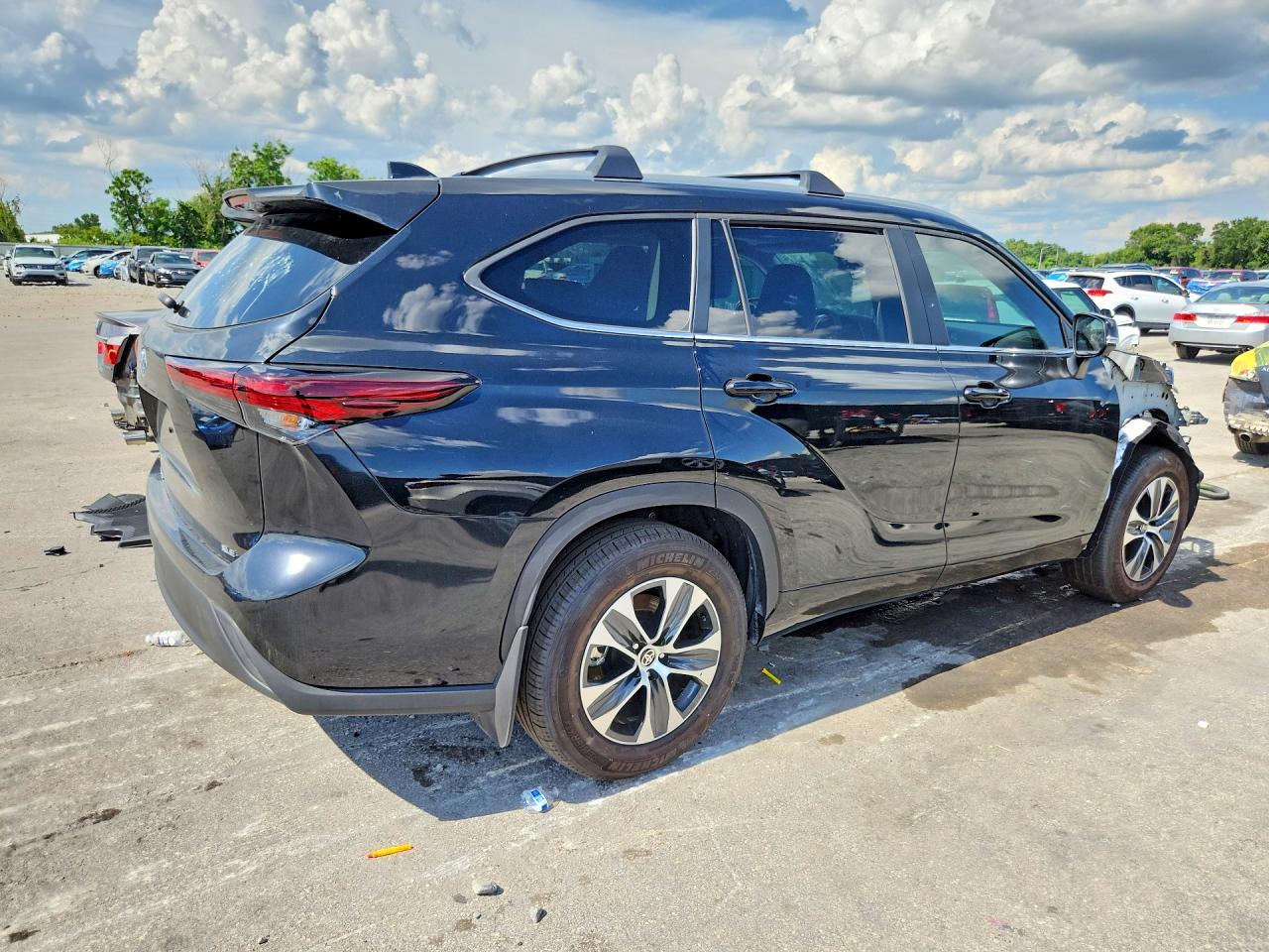 2025 TOYOTA HIGHLANDER