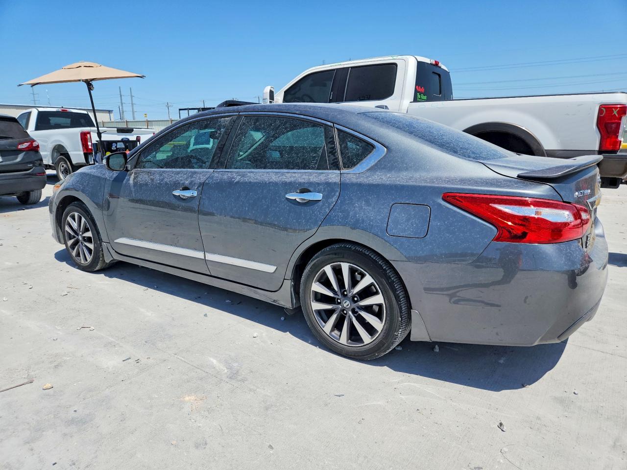 2017 NISSAN ALTIMA