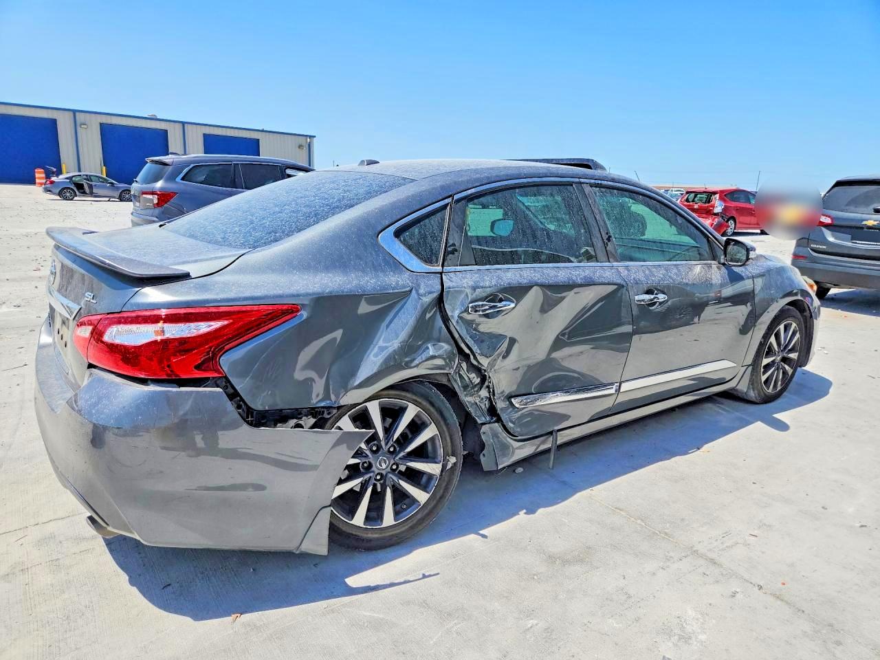 2017 NISSAN ALTIMA