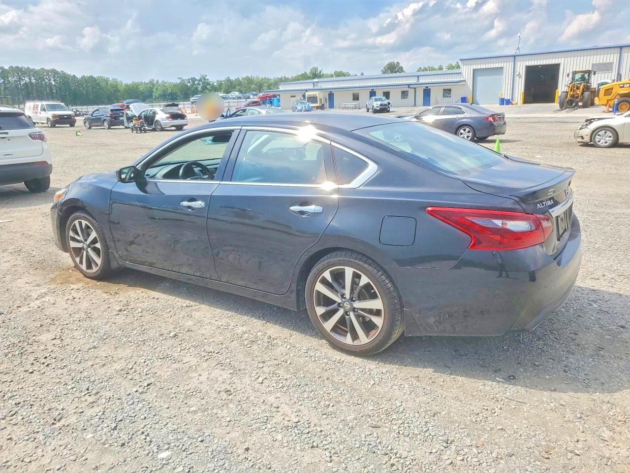 2017 NISSAN ALTIMA