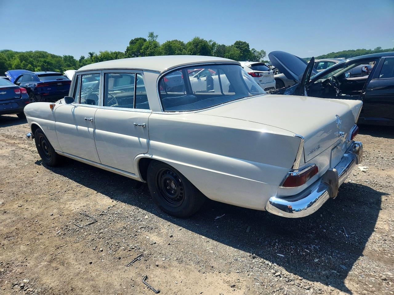 1964 MERCEDES-BENZ 190-CLASS