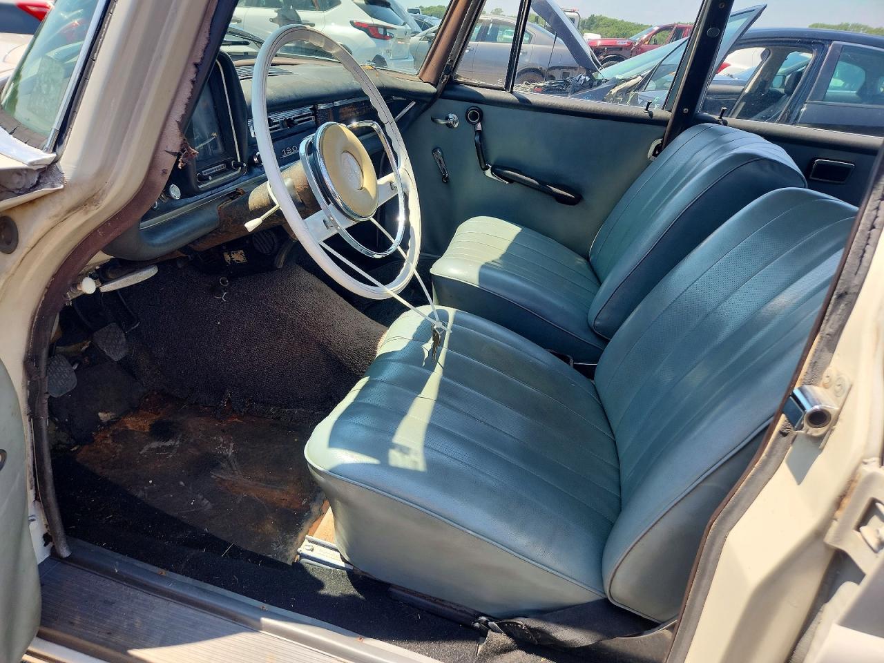 1964 MERCEDES-BENZ 190-CLASS