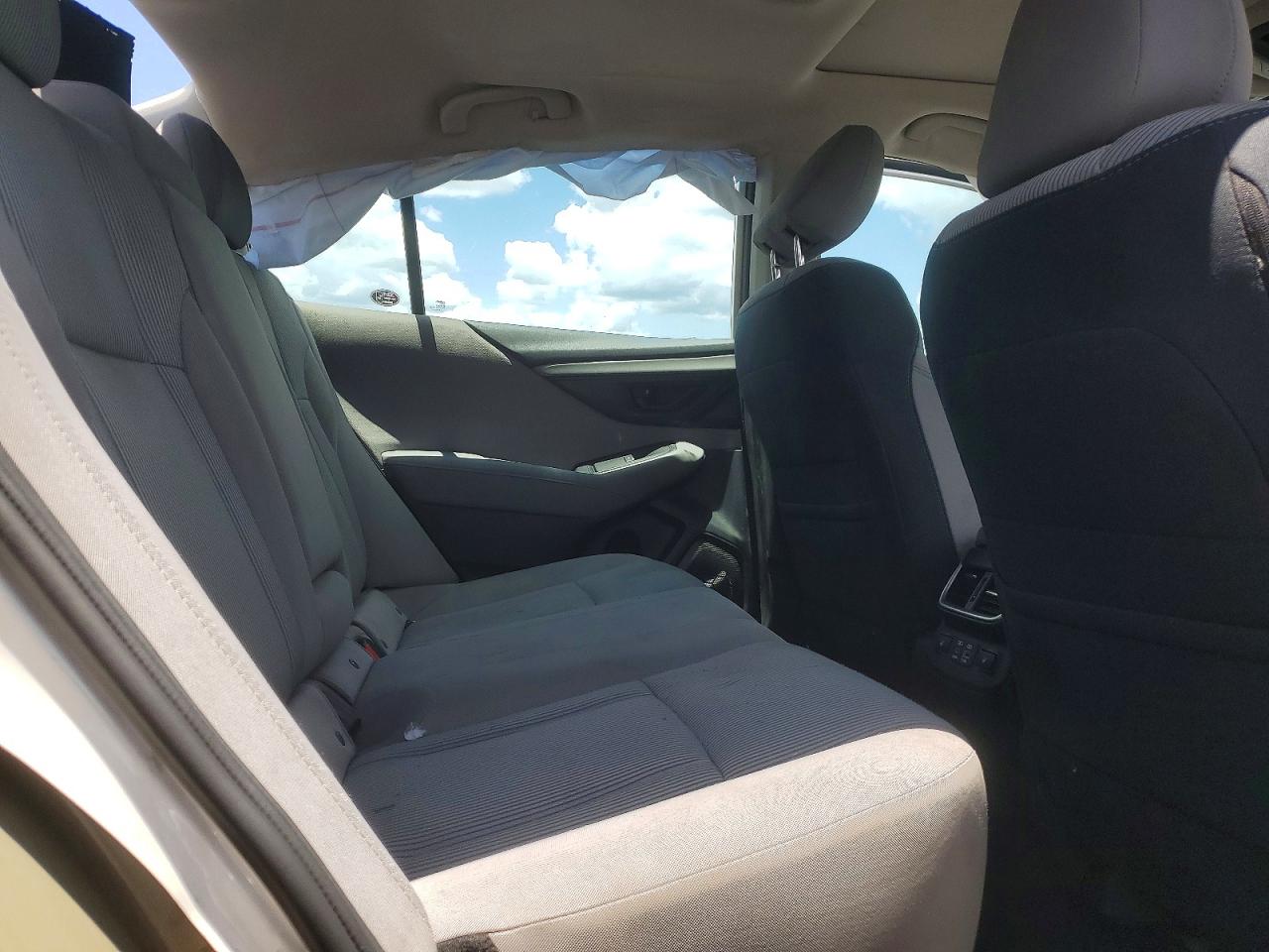 2023 SUBARU LEGACY