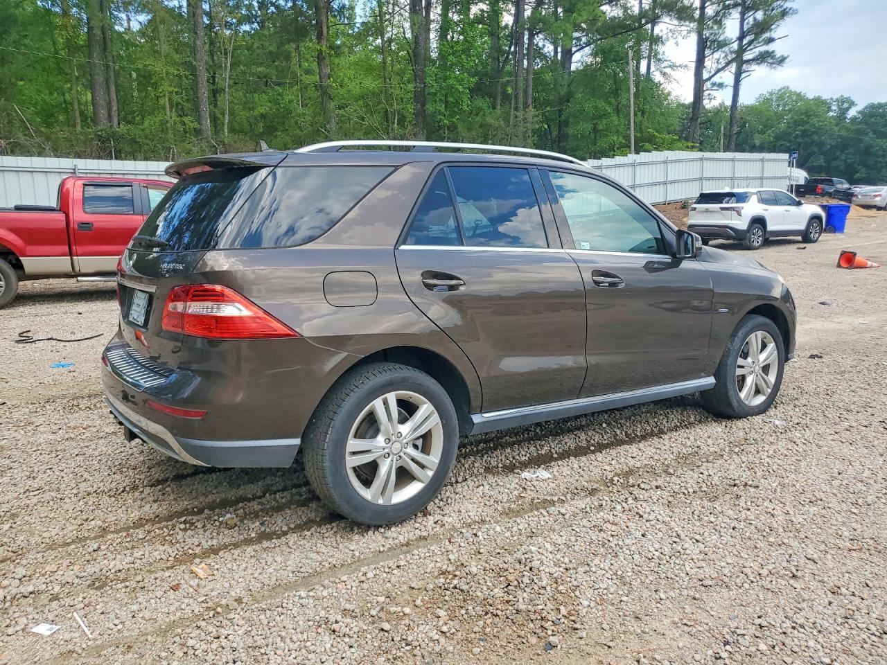 2012 MERCEDES-BENZ M-CLASS
