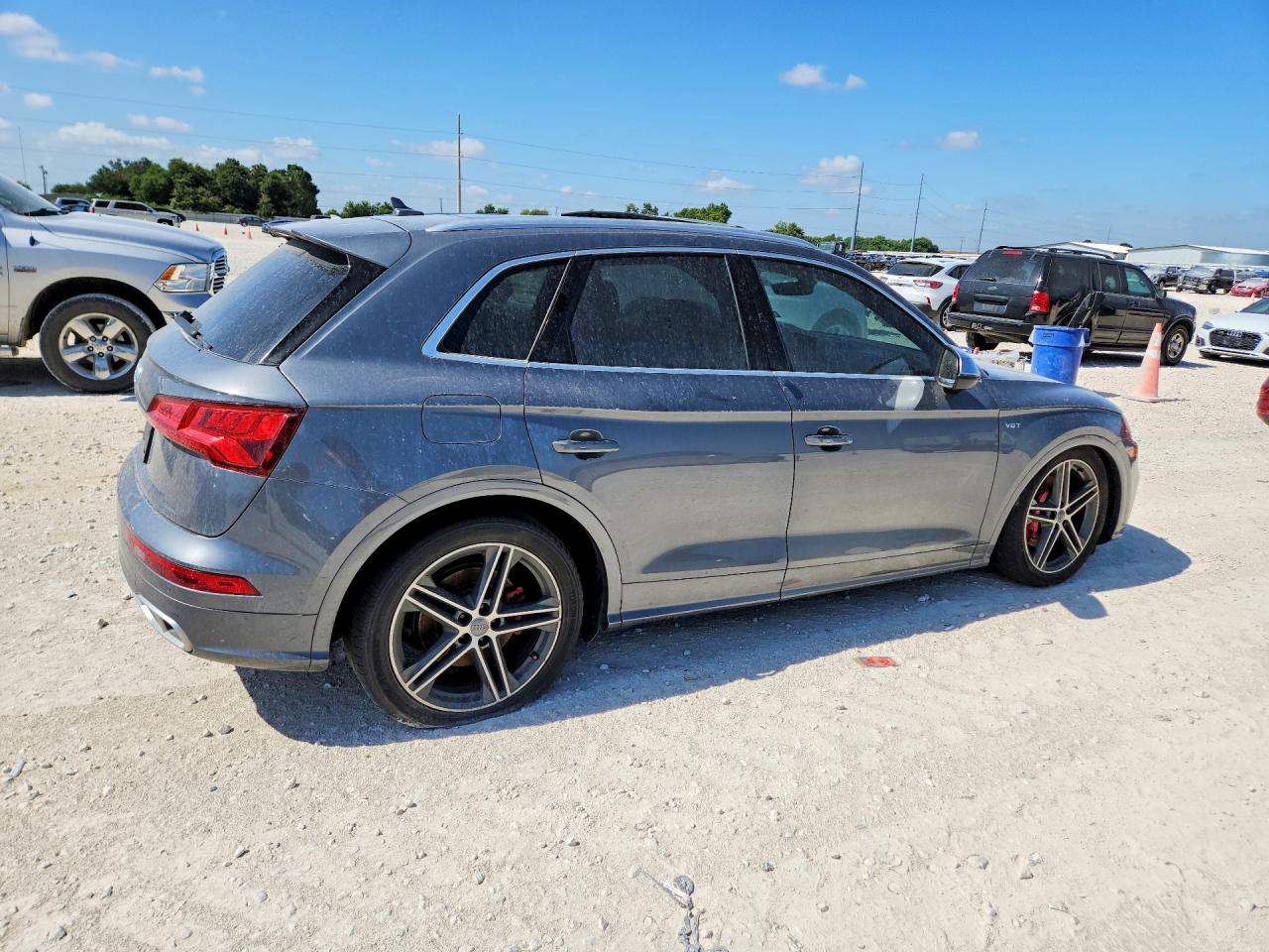 2018 AUDI SQ5