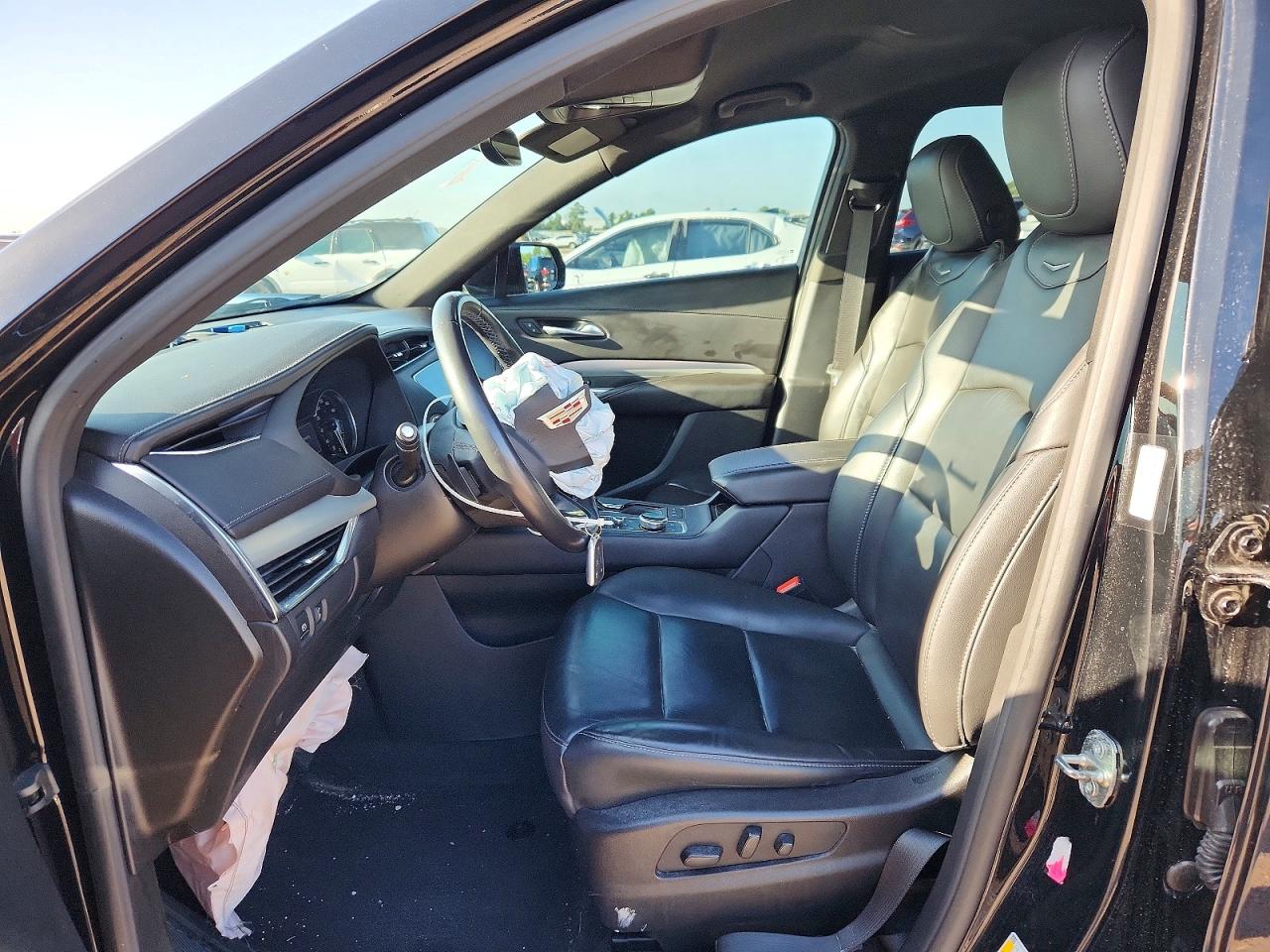 2023 CADILLAC XT4