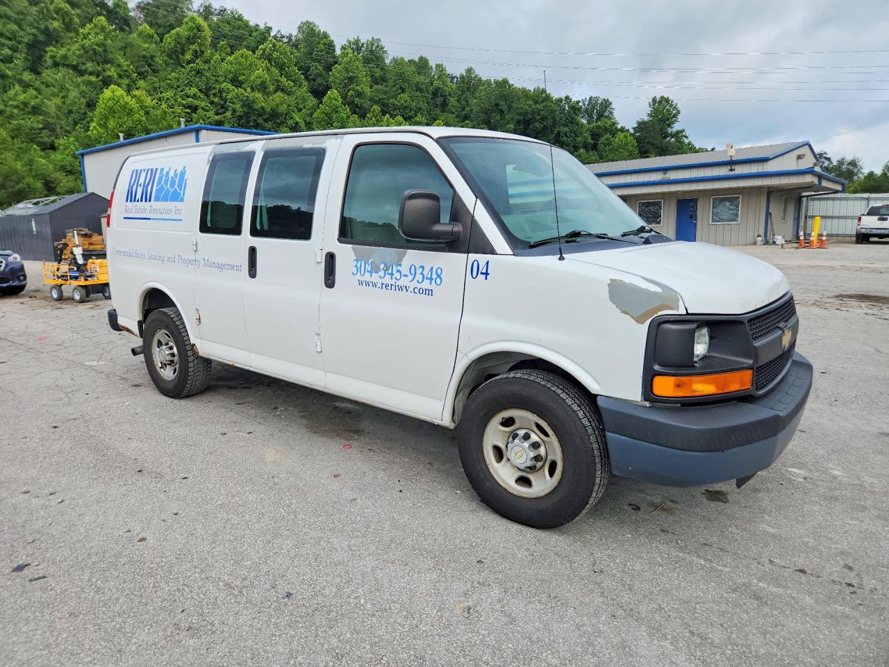 2011 CHEVROLET EXPRESS