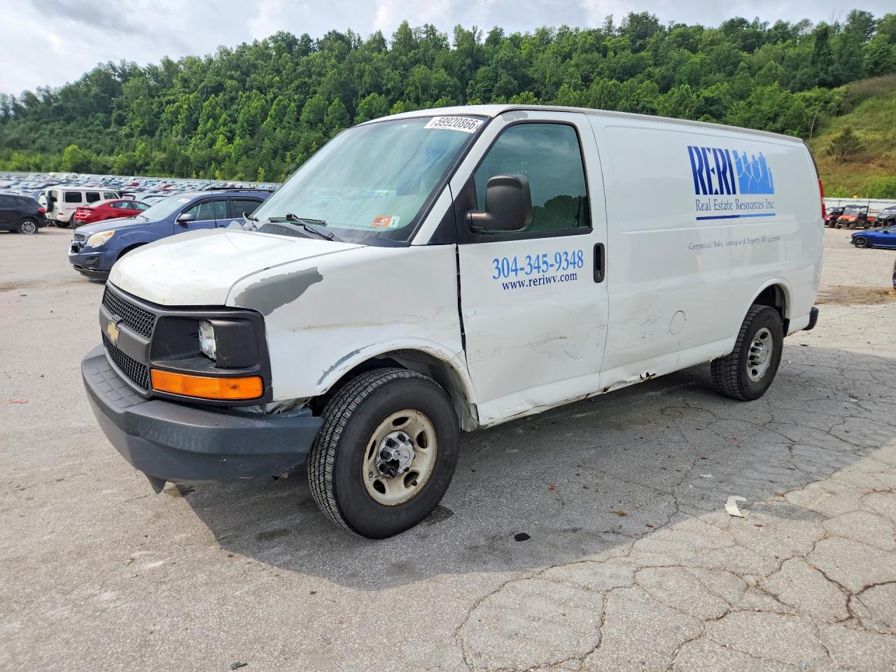 2011 CHEVROLET EXPRESS