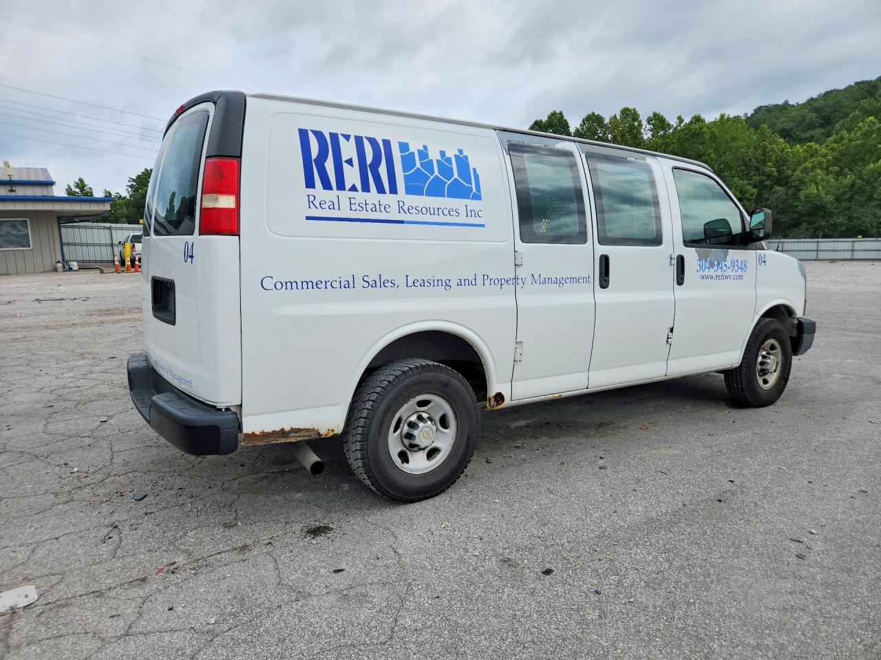 2011 CHEVROLET EXPRESS