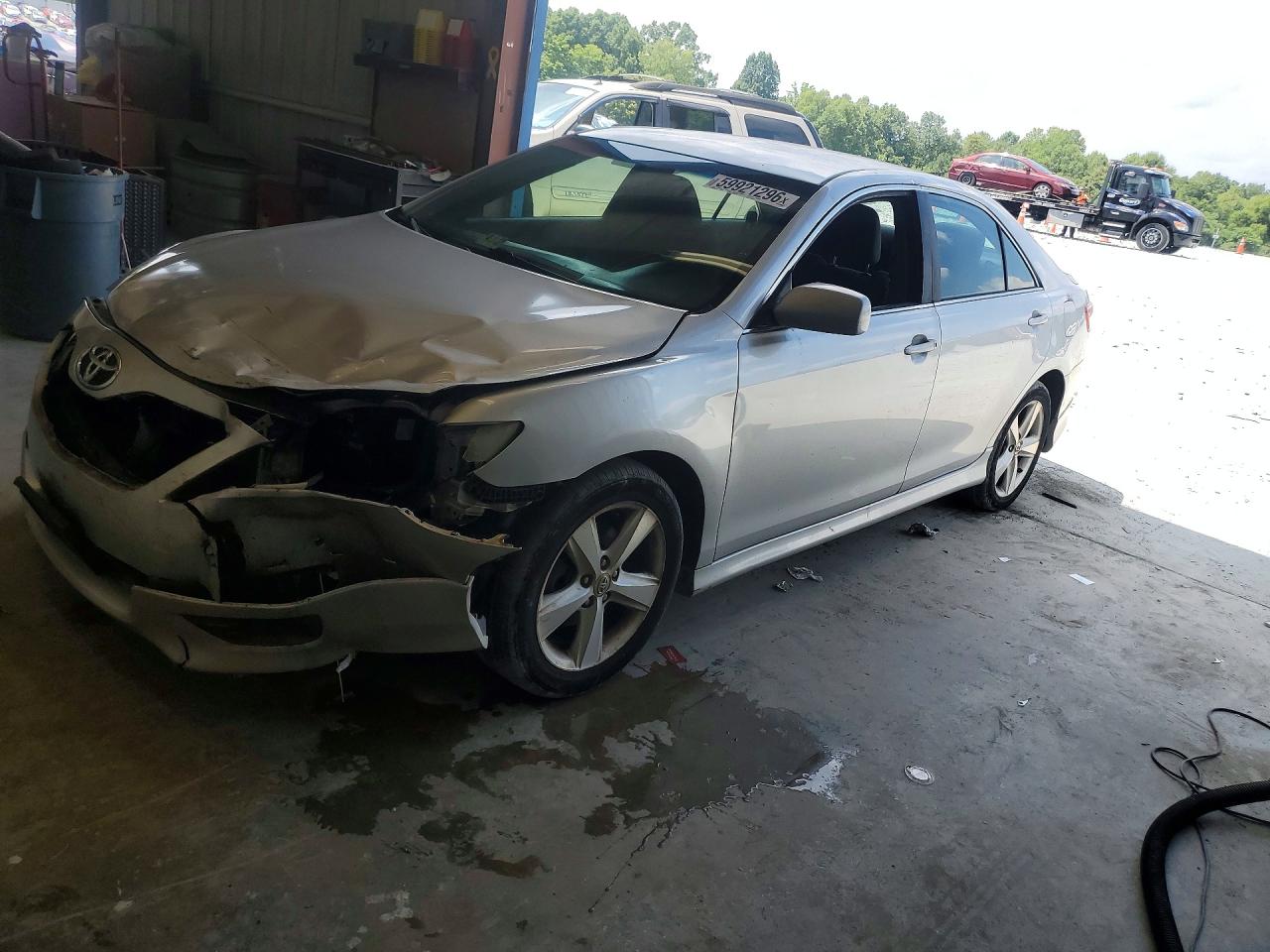 2011 TOYOTA CAMRY