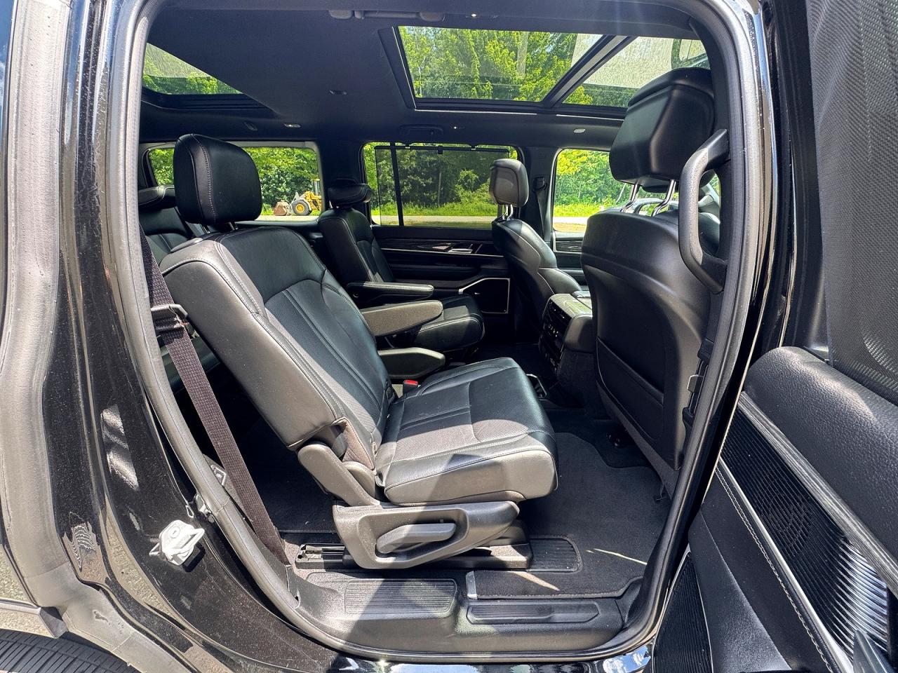 2022 JEEP WAGONEER